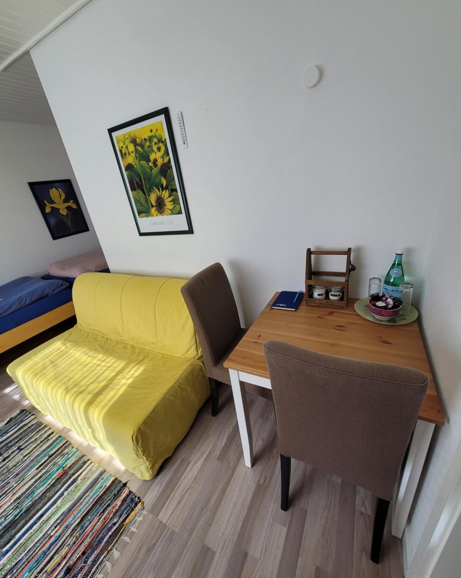 Messezimmer Am Thewissenweg Düsseldorf Exteriér fotografie