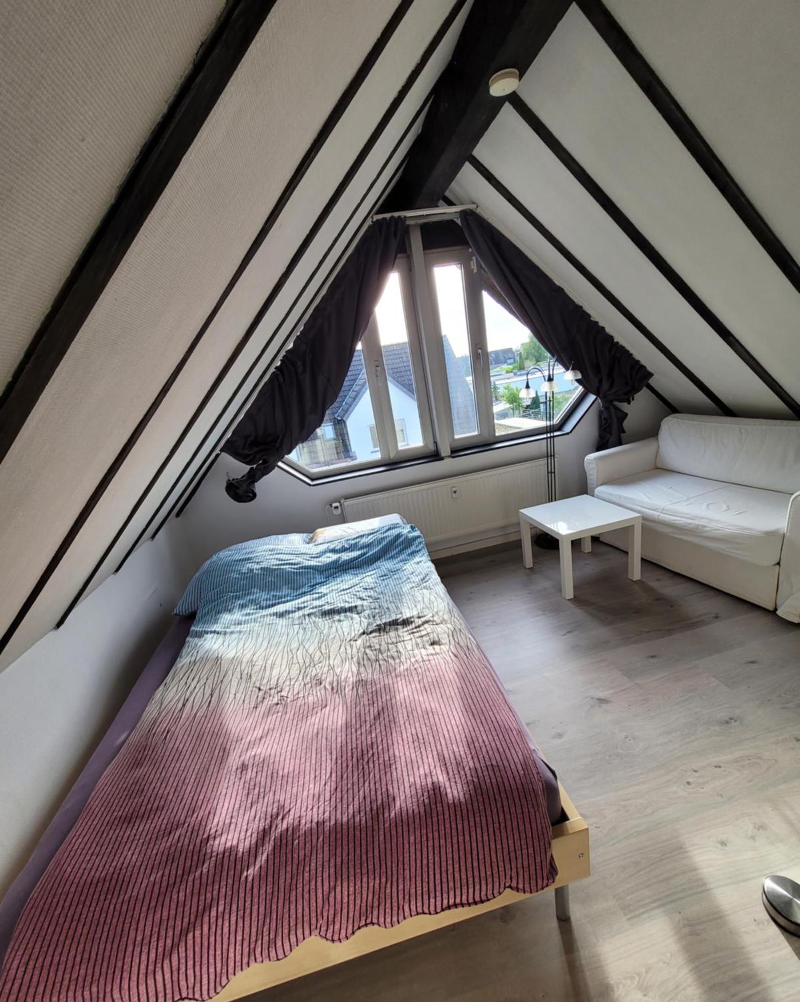 Messezimmer Am Thewissenweg Düsseldorf Exteriér fotografie